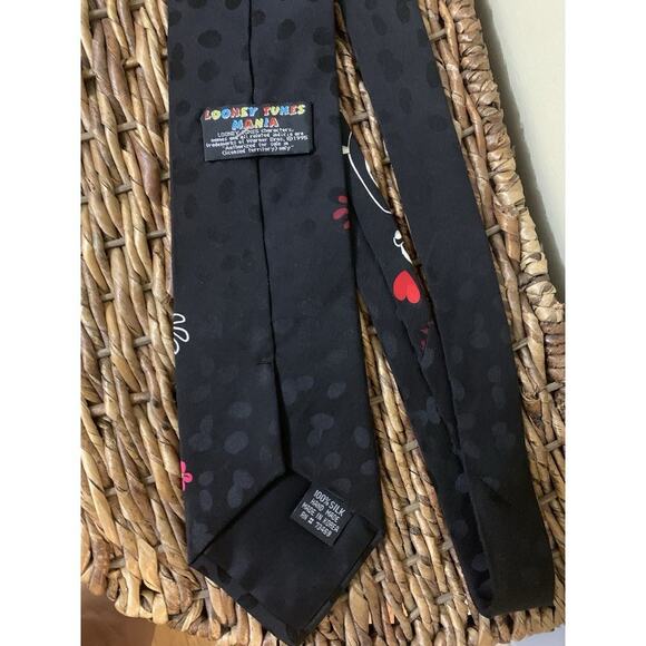 Vintage Looney Tunes Mania Silk Tie Men's Geometric Cartoon Theme - Picture 2 of 7